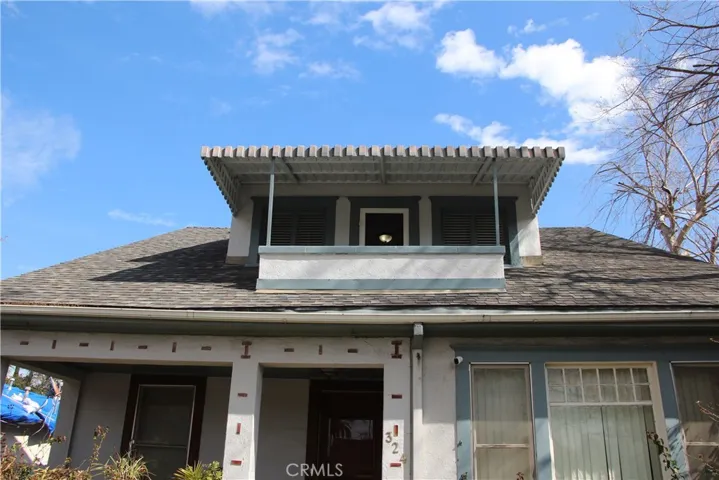 Front view of the balcony