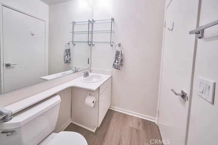 1617 S Beverly Glen Boulevard 303, Los Angeles, California 90024
