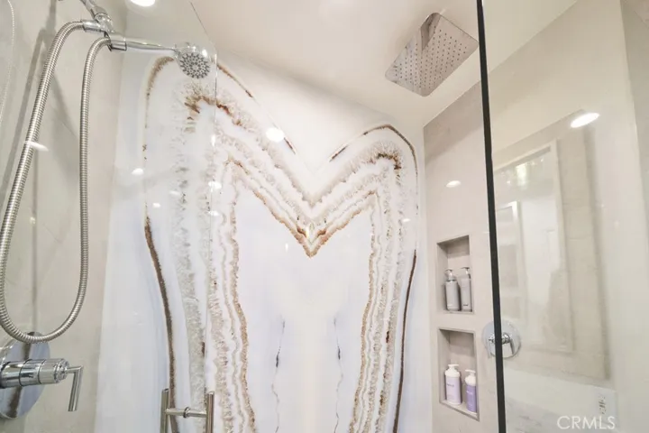1617 S Beverly Glen Boulevard 303, Los Angeles, California 90024