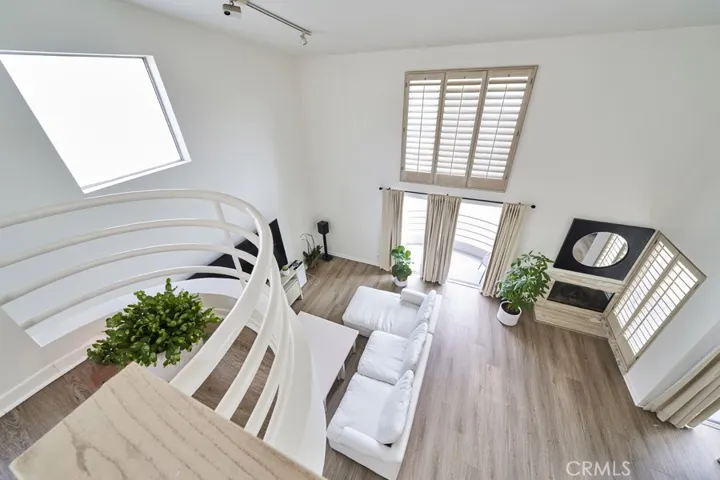 1617 S Beverly Glen Boulevard 303, Los Angeles, California 90024