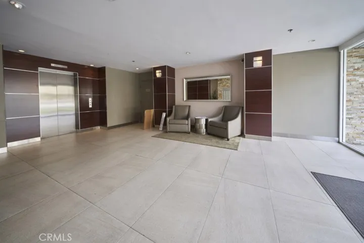 1617 S Beverly Glen Boulevard 303, Los Angeles, California 90024