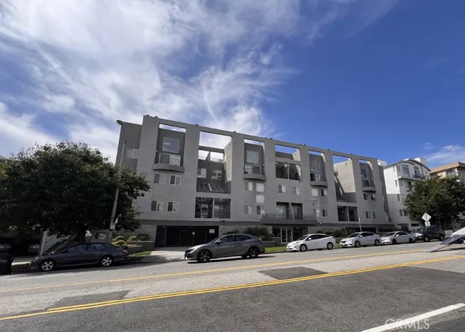 1617 S Beverly Glen Boulevard 303, Los Angeles, California 90024