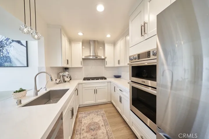 1617 S Beverly Glen Boulevard 303, Los Angeles, California 90024