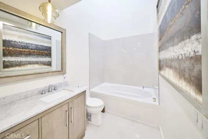 1617 S Beverly Glen Boulevard 303, Los Angeles, California 90024
