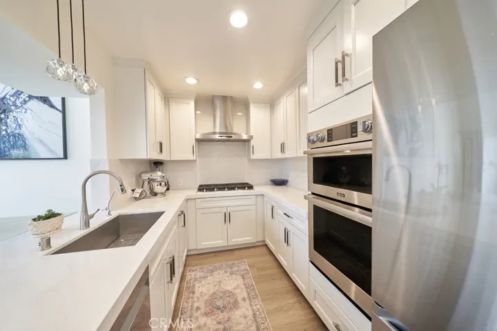 1617 S Beverly Glen Boulevard 303, Los Angeles, California 90024