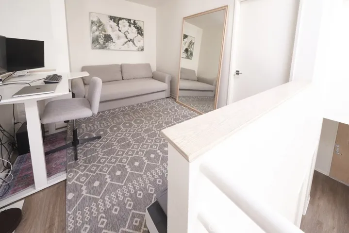 1617 S Beverly Glen Boulevard 303, Los Angeles, California 90024