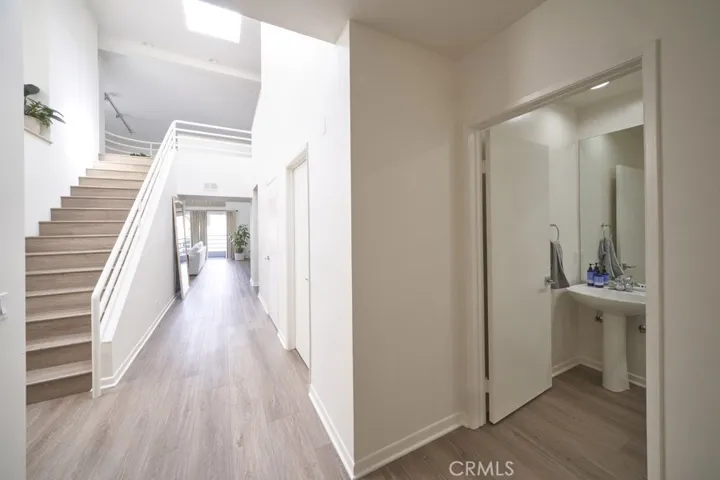 1617 S Beverly Glen Boulevard 303, Los Angeles, California 90024