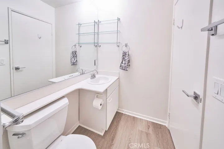 1617 S Beverly Glen Boulevard 303, Los Angeles, California 90024