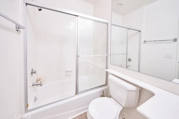 1617 S Beverly Glen Boulevard 303, Los Angeles, California 90024