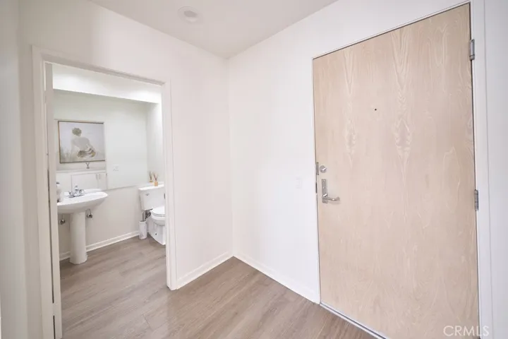 1617 S Beverly Glen Boulevard 303, Los Angeles, California 90024