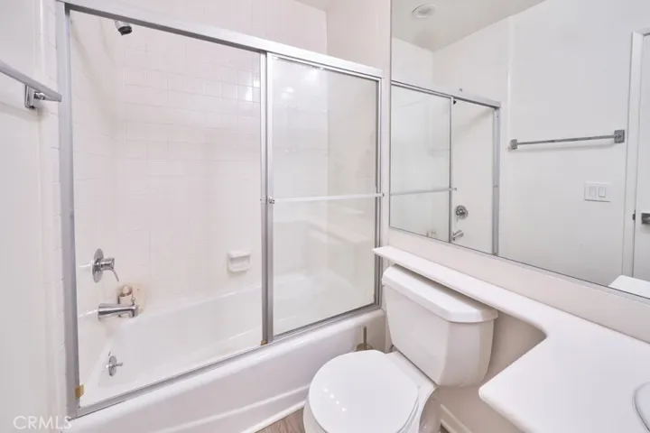 1617 S Beverly Glen Boulevard 303, Los Angeles, California 90024