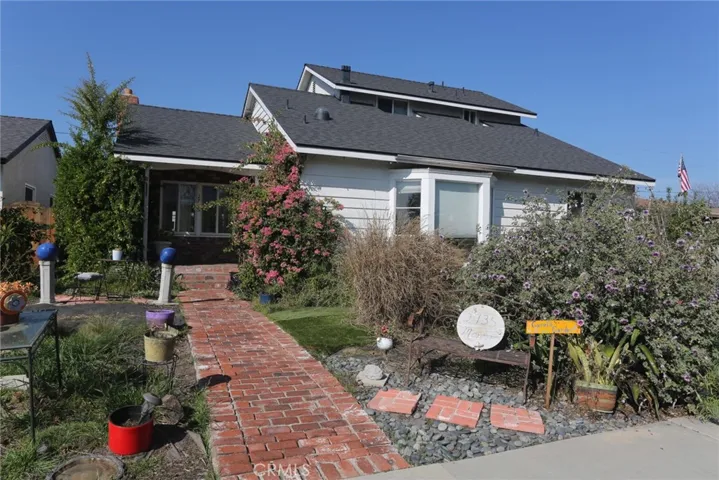 2735 Monogram Ave.