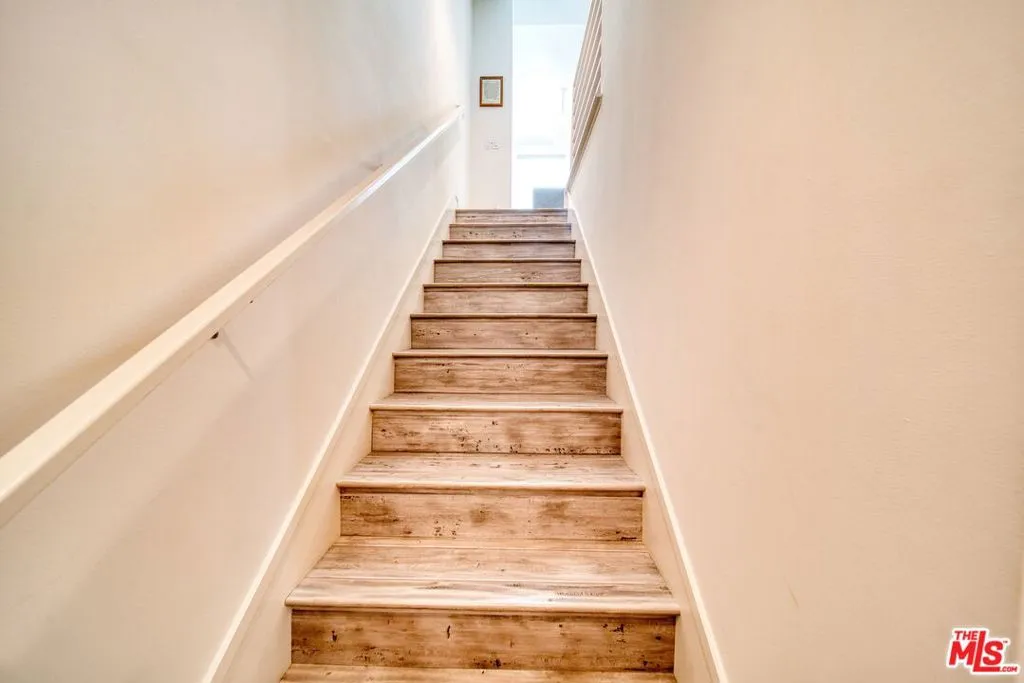 2205 Selig Drive, Los Angeles, California 90026 home-pic-8