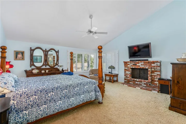 5991 East Marsha Circle, Anaheim Hills, California 92807