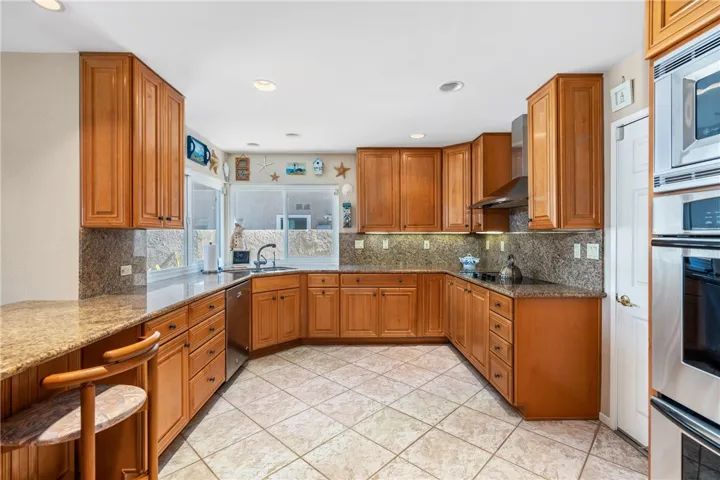 5991 East Marsha Circle, Anaheim Hills, California 92807