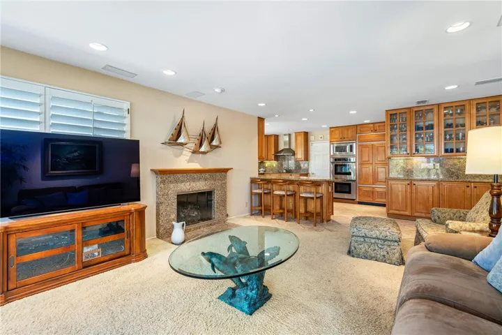 5991 East Marsha Circle, Anaheim Hills, California 92807