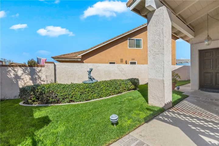 5991 East Marsha Circle, Anaheim Hills, California 92807