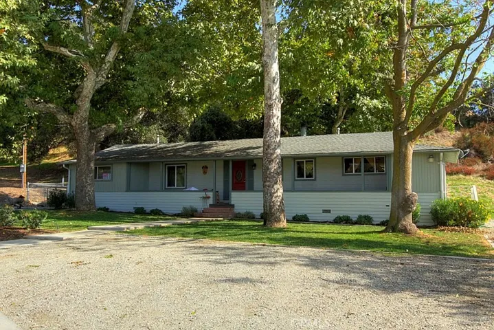 41120 Ute, Cherry Valley, California 92223