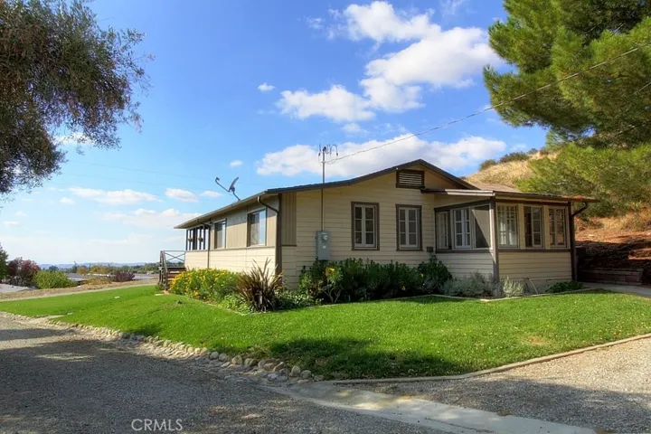 41120 Ute, Cherry Valley, California 92223