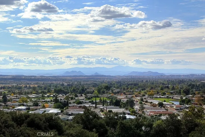 41120 Ute, Cherry Valley, California 92223