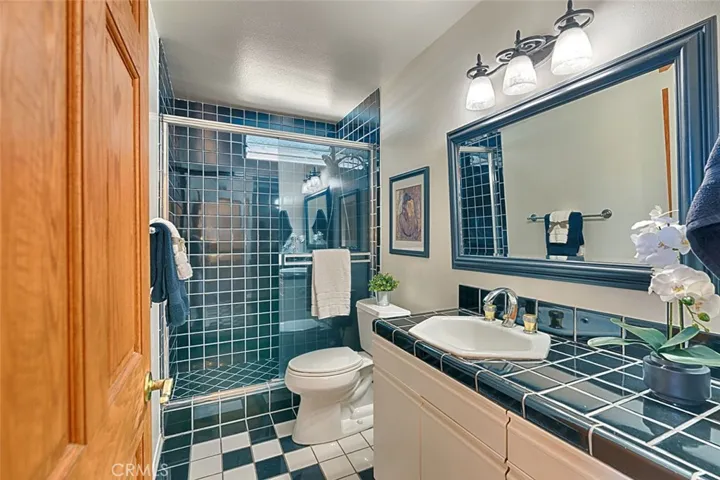 Hall Bath upstairs
