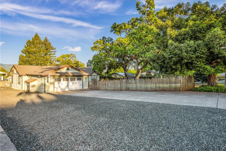 4400 Oak Avenue, Lakeport, California 95453