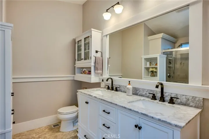 4400 Oak Avenue, Lakeport, California 95453
