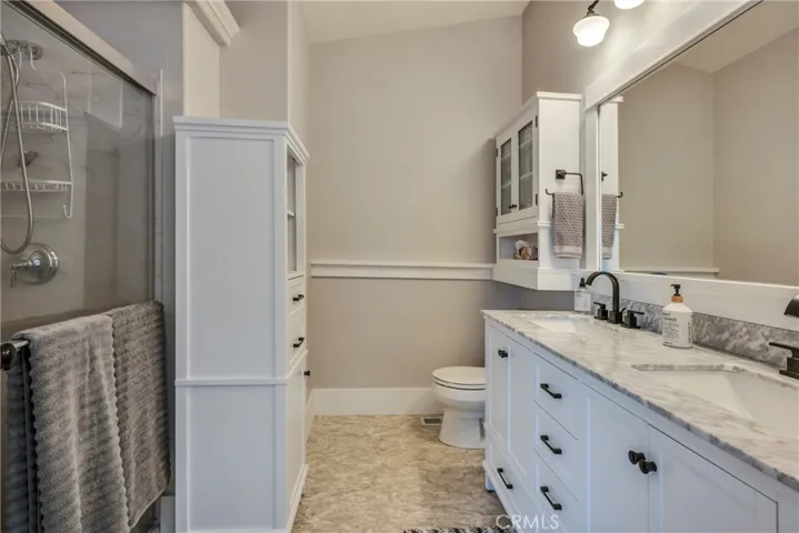 4400 Oak Avenue, Lakeport, California 95453