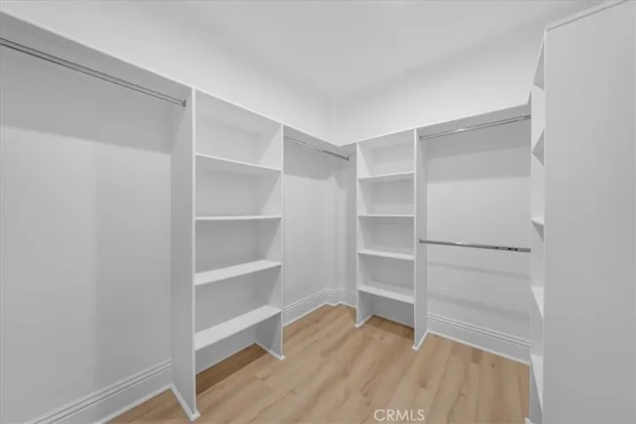 1907 Spreckels Lane B, Redondo Beach, California 90278