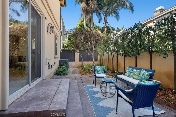 1907 Spreckels Lane B, Redondo Beach, California 90278