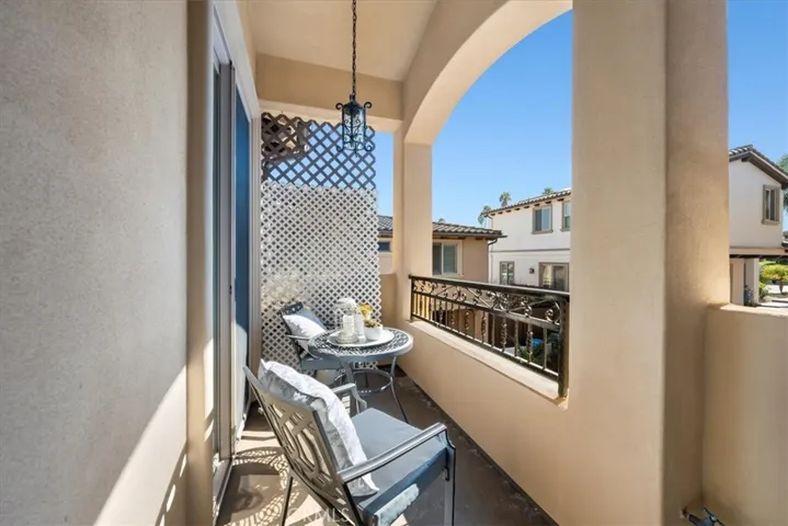 1907 Spreckels Lane B, Redondo Beach, California 90278