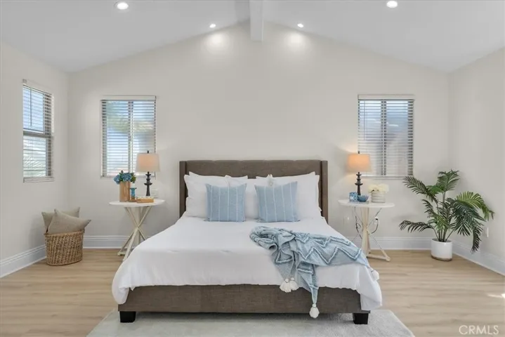 1907 Spreckels Lane B, Redondo Beach, California 90278