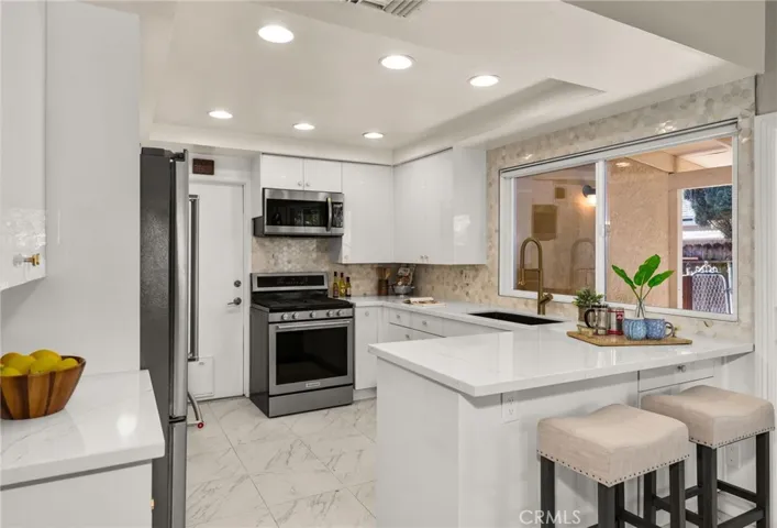 1440 W Fern Avenue, Redlands, California 92373