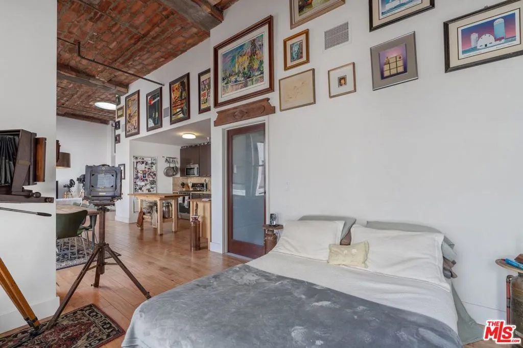 460 S Spring Street 1217, Los Angeles, California 90013 home-pic-16