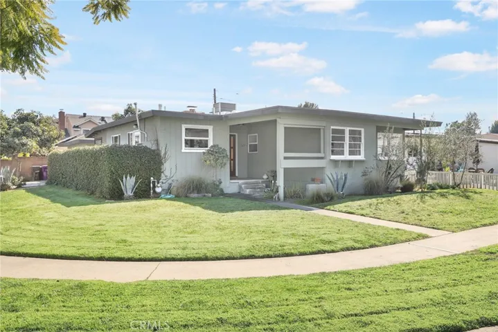 3664 Fanwood Avenue, Long Beach, California 90808
