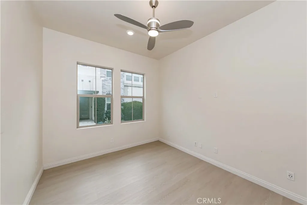 191 Frame, Irvine, California 92618 home-pic-15