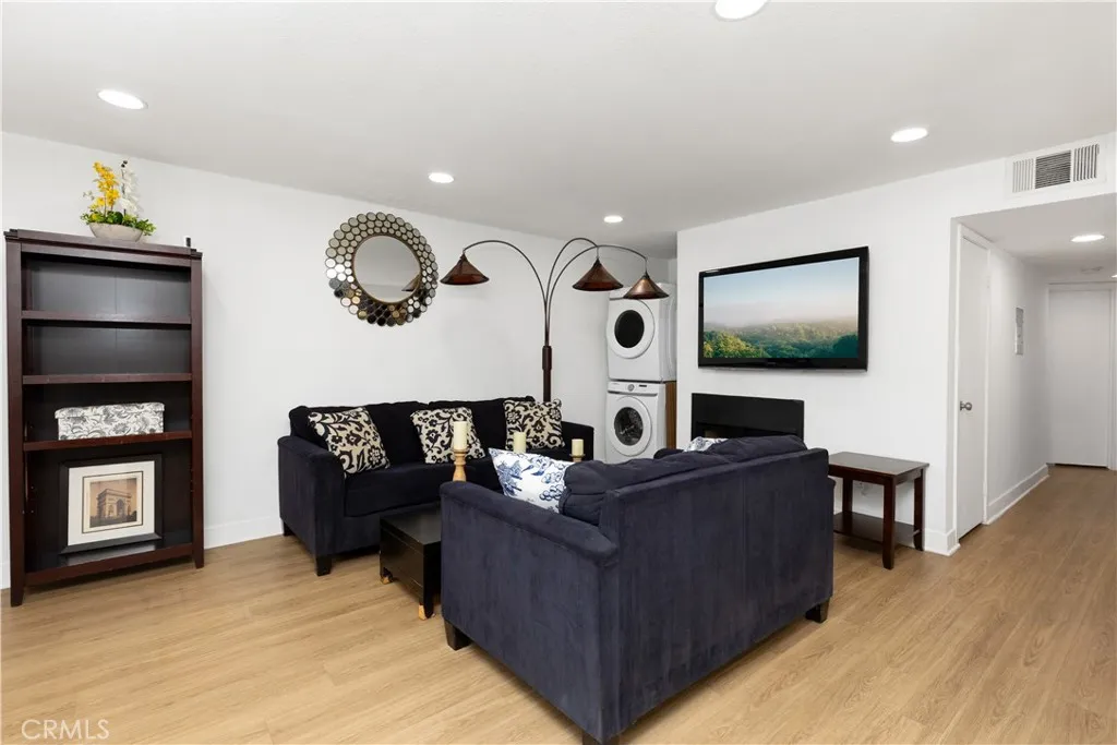 10700 Colima Road 915, Whittier, California 90604 home-pic-5