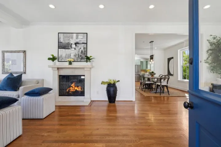 207 Wood Street, Pacific Grove, California 93950