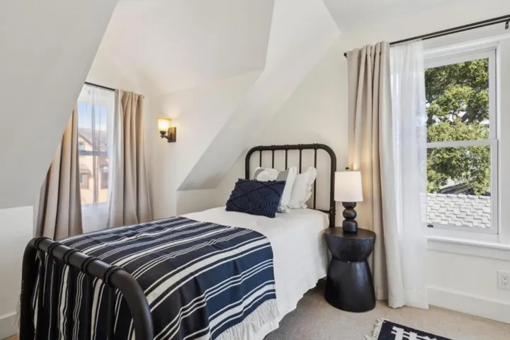 207 Wood Street, Pacific Grove, California 93950