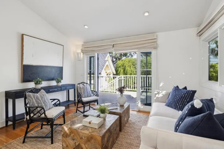207 Wood Street, Pacific Grove, California 93950