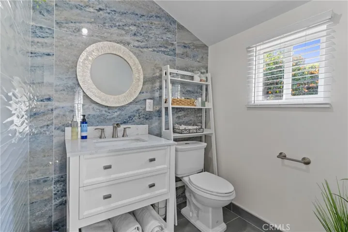 Bathroom #2 (Back House)