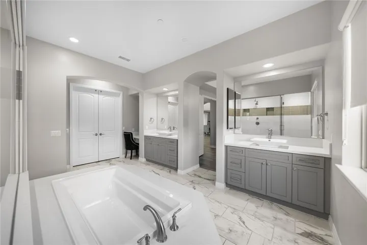 41779 Knoll Vista Lane, Temecula, California 92592