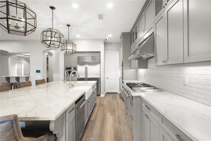 41779 Knoll Vista Lane, Temecula, California 92592