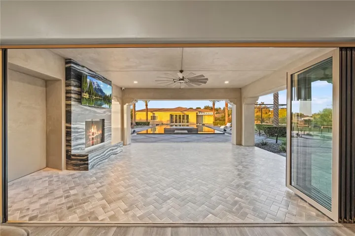 41779 Knoll Vista Lane, Temecula, California 92592