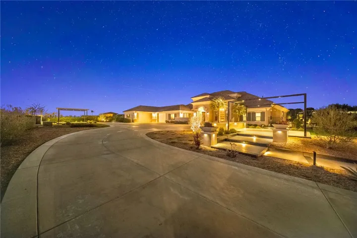 41779 Knoll Vista Lane, Temecula, California 92592