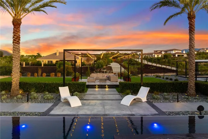41779 Knoll Vista Lane, Temecula, California 92592