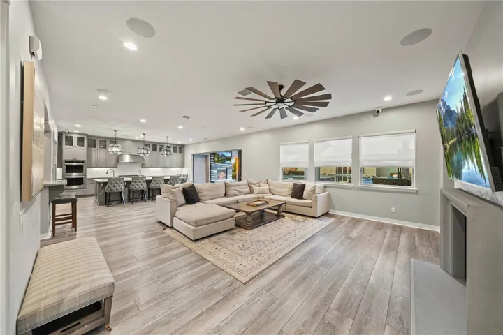 41779 Knoll Vista Lane, Temecula, California 92592