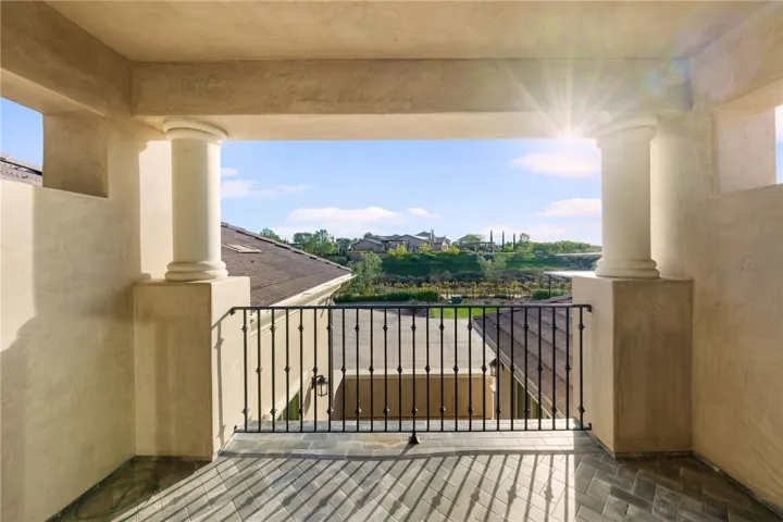41779 Knoll Vista Lane, Temecula, California 92592