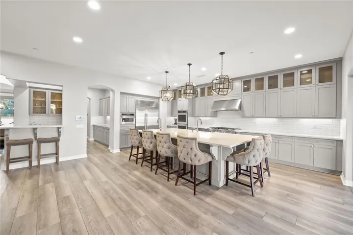 41779 Knoll Vista Lane, Temecula, California 92592
