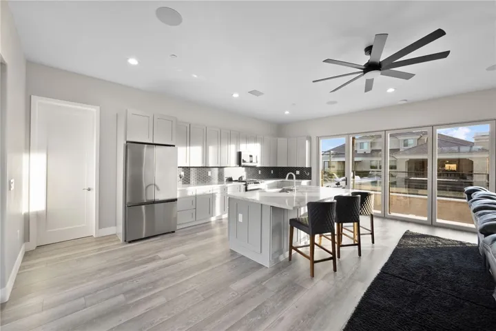 41779 Knoll Vista Lane, Temecula, California 92592